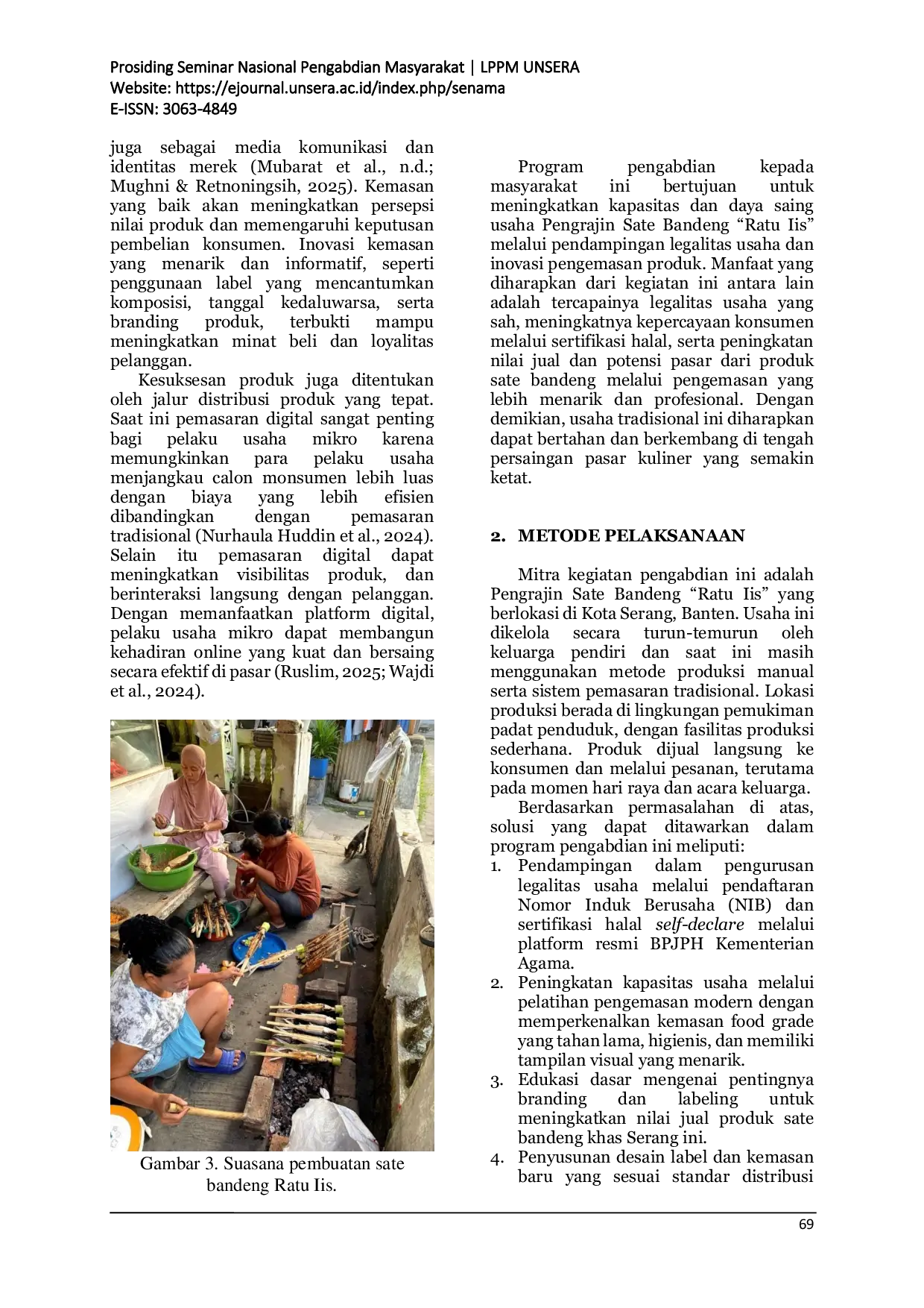 JURIS Pemberdayaan Usaha Mikro Sate Bandeng Ratu Iis melalui Penguatan Legalitas Sertifikasi Halal dan Strategi Pemasaran Digital