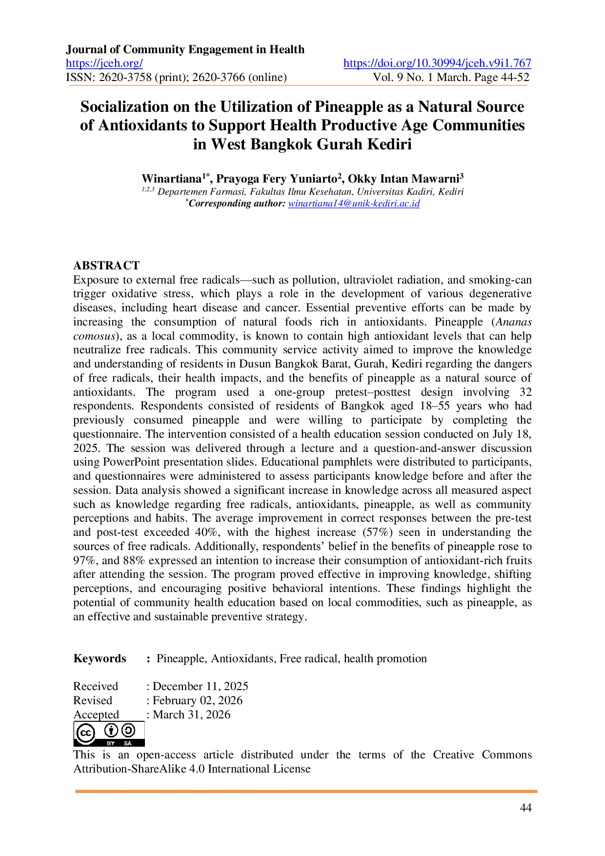 JURIS Socialization on the Utilization of Pineapple as a Natural Source of Antioxidants to Support Health Productive Age Communities in West Bangkok Gurah Kediri