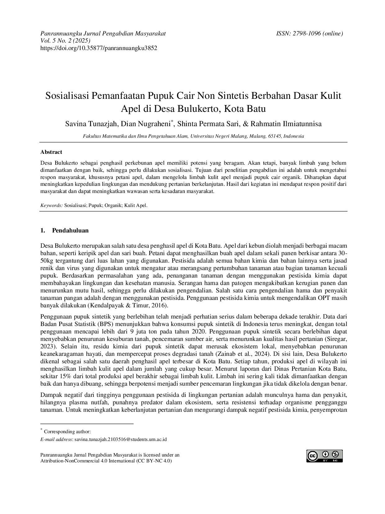 JURIS Sosialisasi Pemanfaatan Pupuk Cair Non Sintetis Berbahan Dasar Kulit Apel di Desa Bulukerto Kota Batu