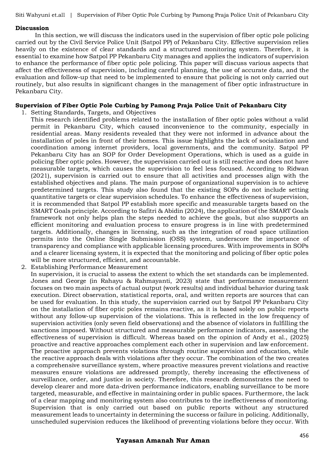 JURIS Pengawasan Penertiban Tiang Tumpu Fiber Optic Oleh Satuan Polisi Pamong Praja Kota Pekanbaru