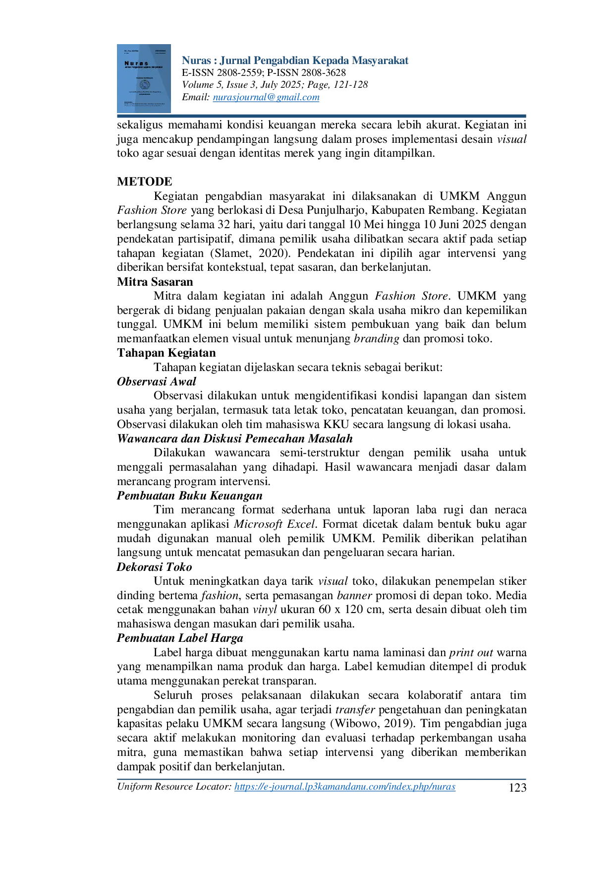 JURIS Peningkatan Daya Saing UMKM Melalui Visual Branding dan Pembukuan Keuangan pada UMKM Anggun Fashion Store Pantai Karangjahe Rembang