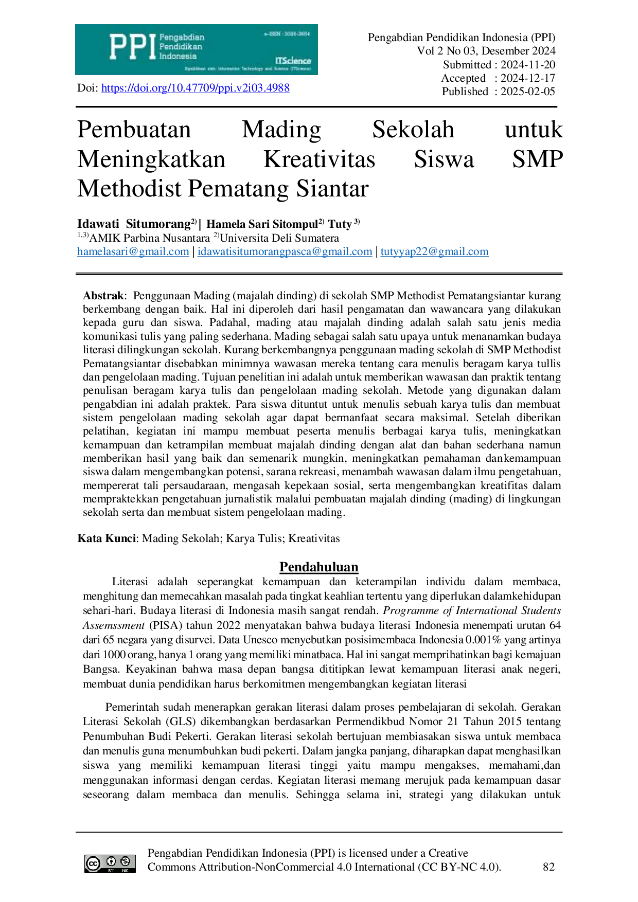 JURIS Pembuatan Mading Sekolah untuk Meningkatkan Kreativitas Siswa SMP Methodist Pematang Siantar