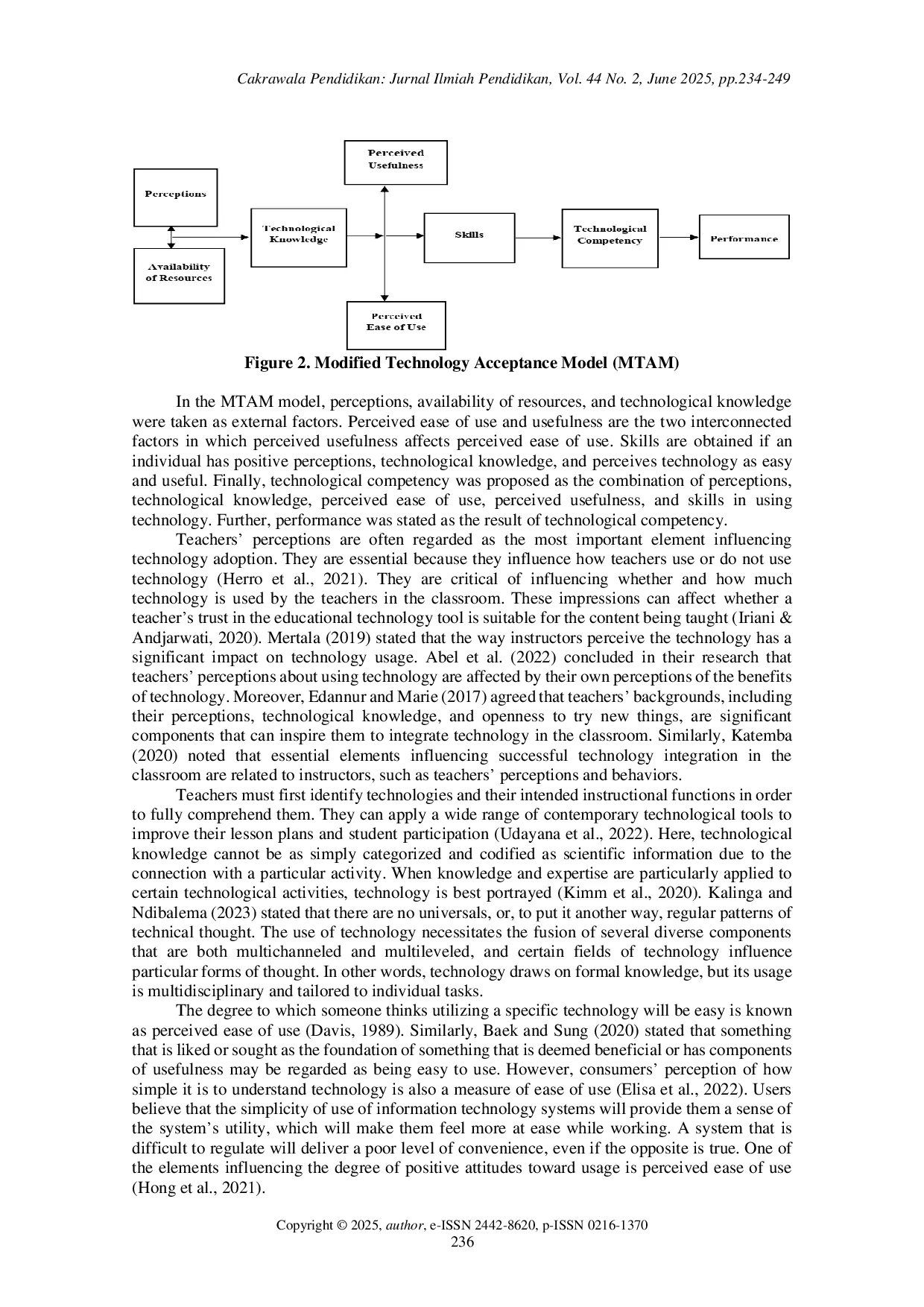 juris Analysis of Teachers Technological Competencies and Their Performance at Higher Education Level