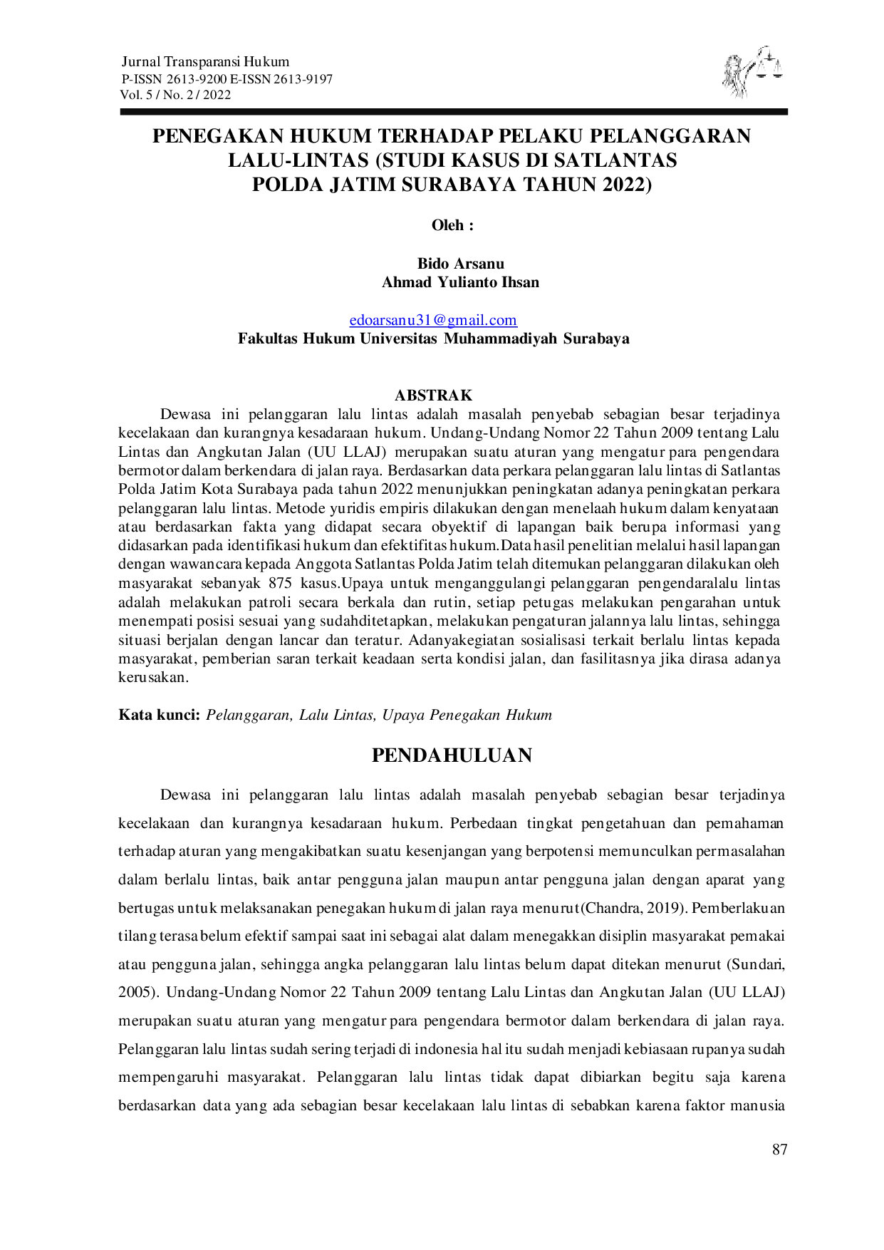 JURIS Penegakan Hukum Terhadap Pelaku Pelanggaran Lalu Lintas Studi Kasus di Satlantas Polda Jatim Surabaya Tahun 2022