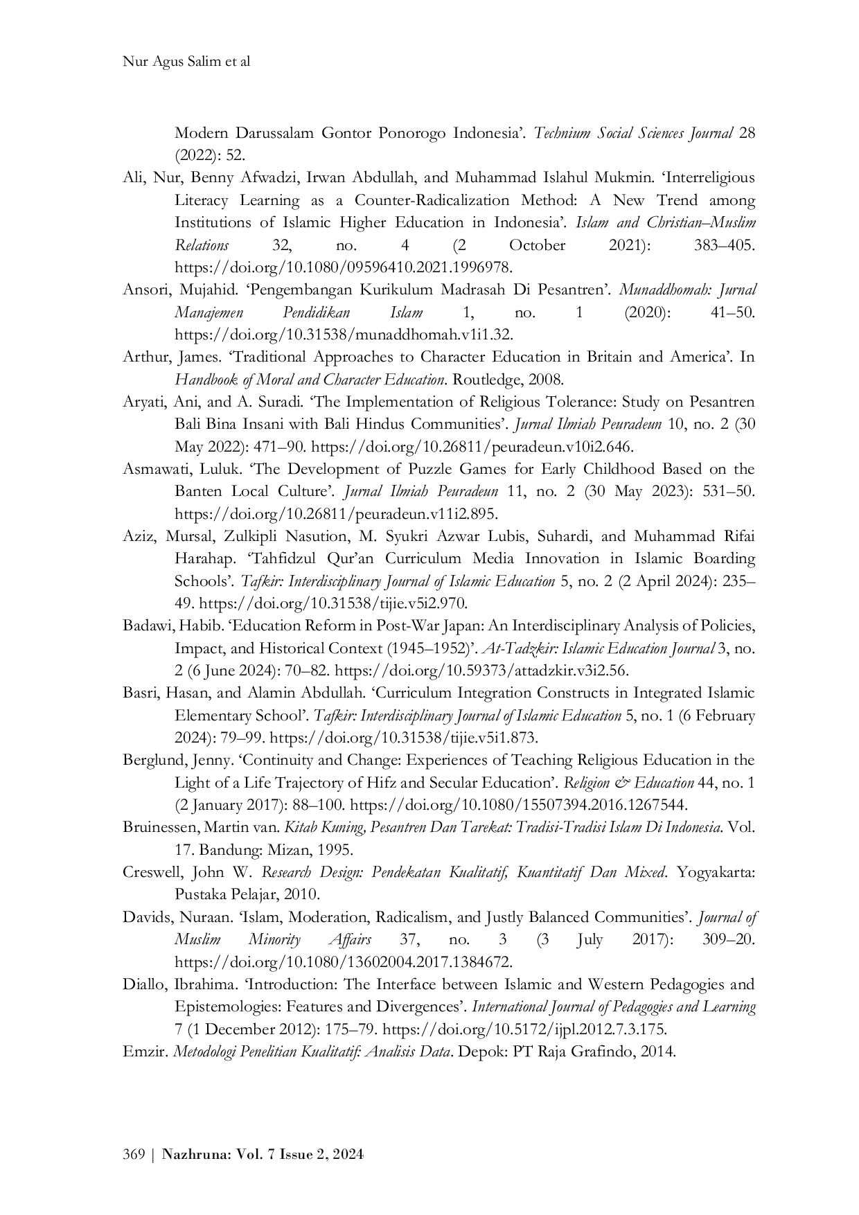 JURIS Fostering Moderate Character of Santri Effective Hidden Curriculum Strategy in Islamic Boarding Schools